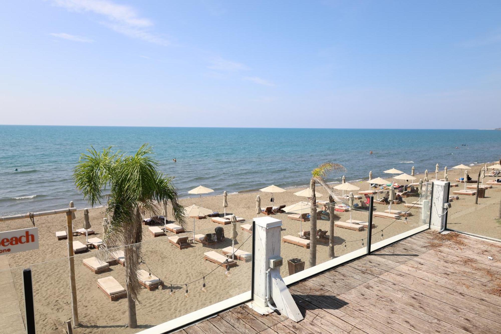 Posh Villas Rrogozhine Exterior photo